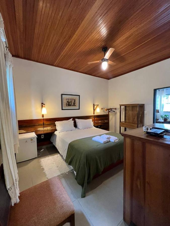 Cama E Café